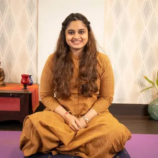 online therapist - Shubhra