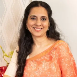 online therapist - Sadia